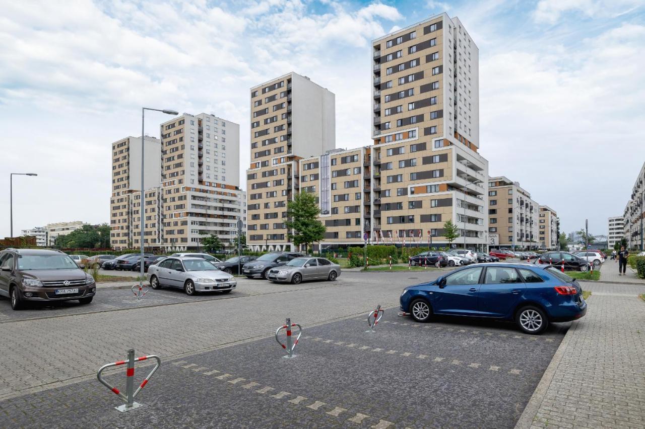 Osiedle Avia Harmonious Apartment With Balcony & Parking Cracow By Renters Prestige Krasków Εξωτερικό φωτογραφία