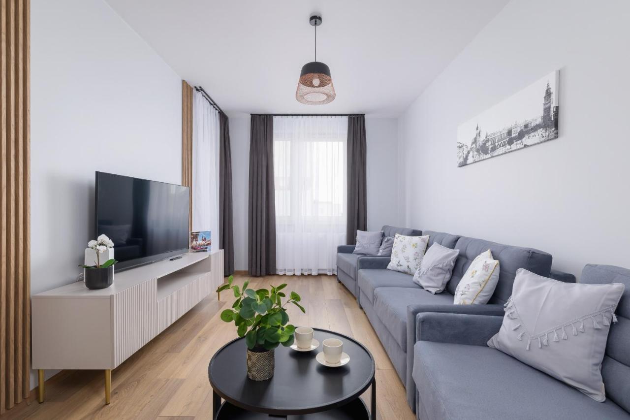 Osiedle Avia Harmonious Apartment With Balcony & Parking Cracow By Renters Prestige Krasków Εξωτερικό φωτογραφία